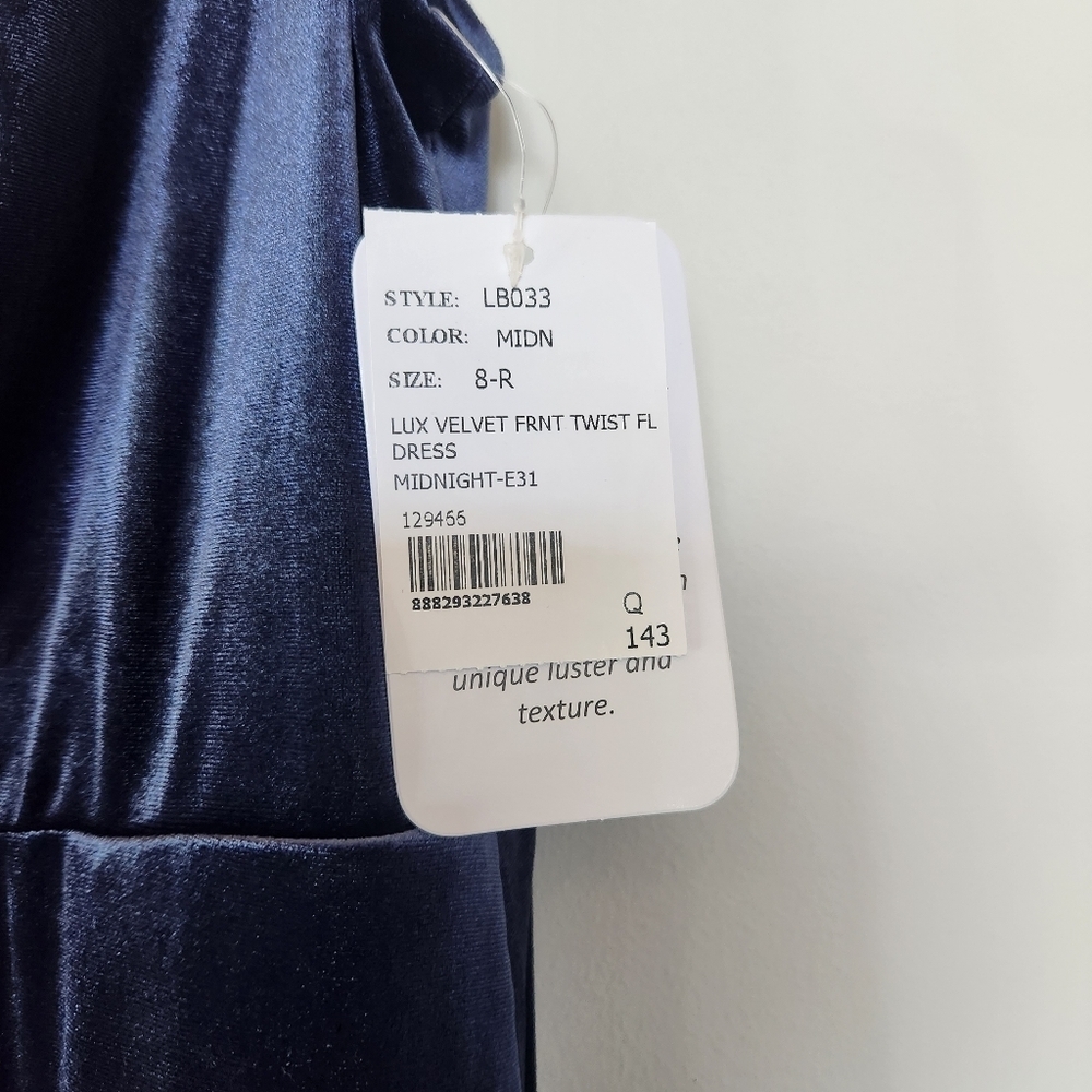 Lovely Navy Velvet front twist fl dress, NWT, Size 8 - Picture 9 of 11